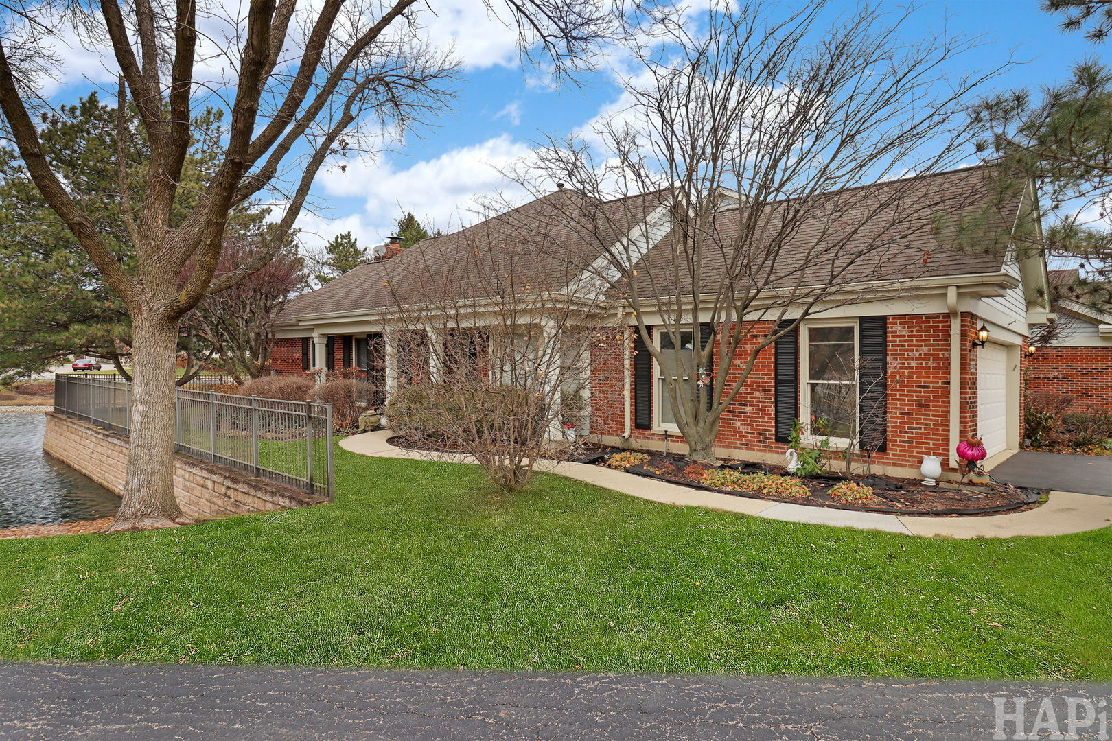 2060 N Charter Point Drive #0, Arlington Heights, IL 60004