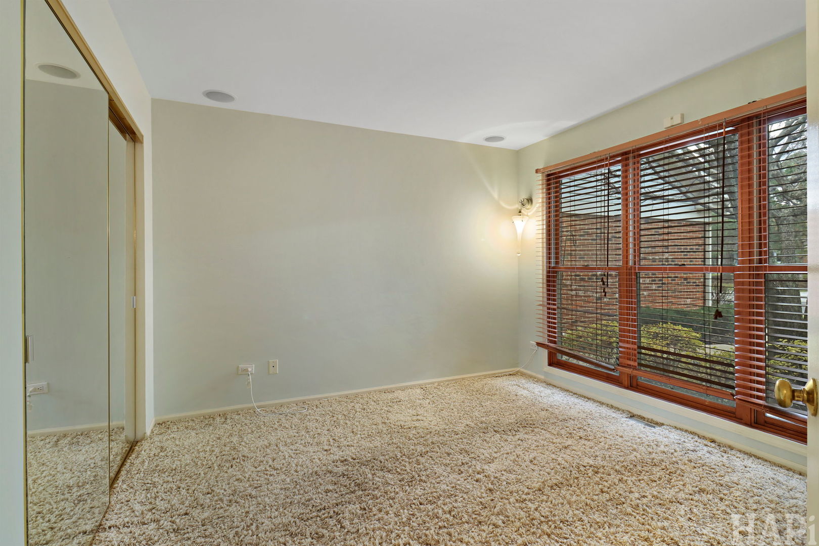 2060 N Charter Point Drive #0, Arlington Heights, IL 60004