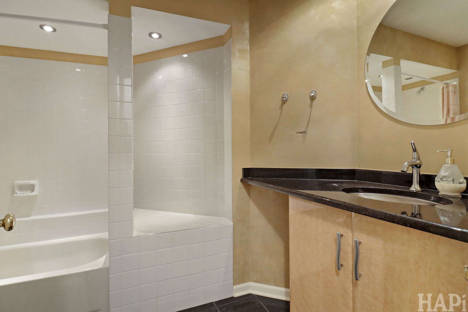 2060 N Charter Point Drive #0, Arlington Heights, IL 60004