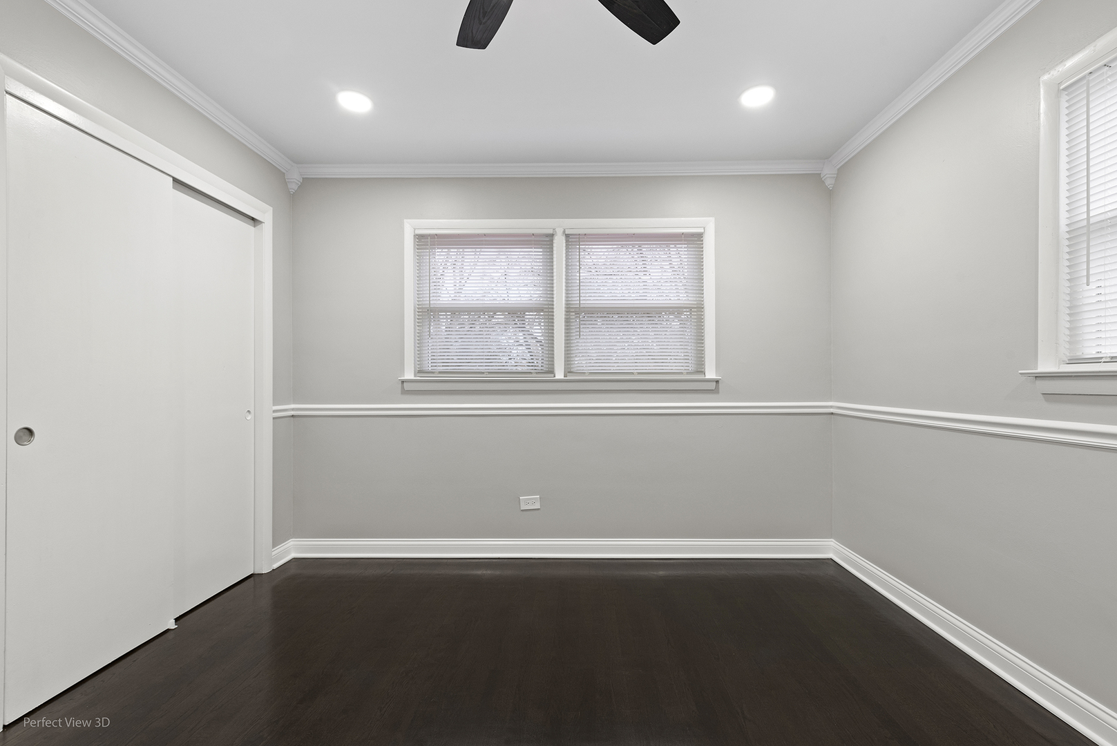 240 E 148th Street, Harvey, IL 60426