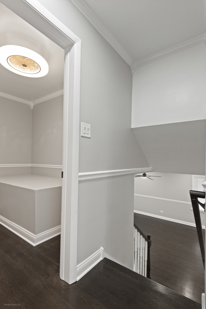 240 E 148th Street, Harvey, IL 60426