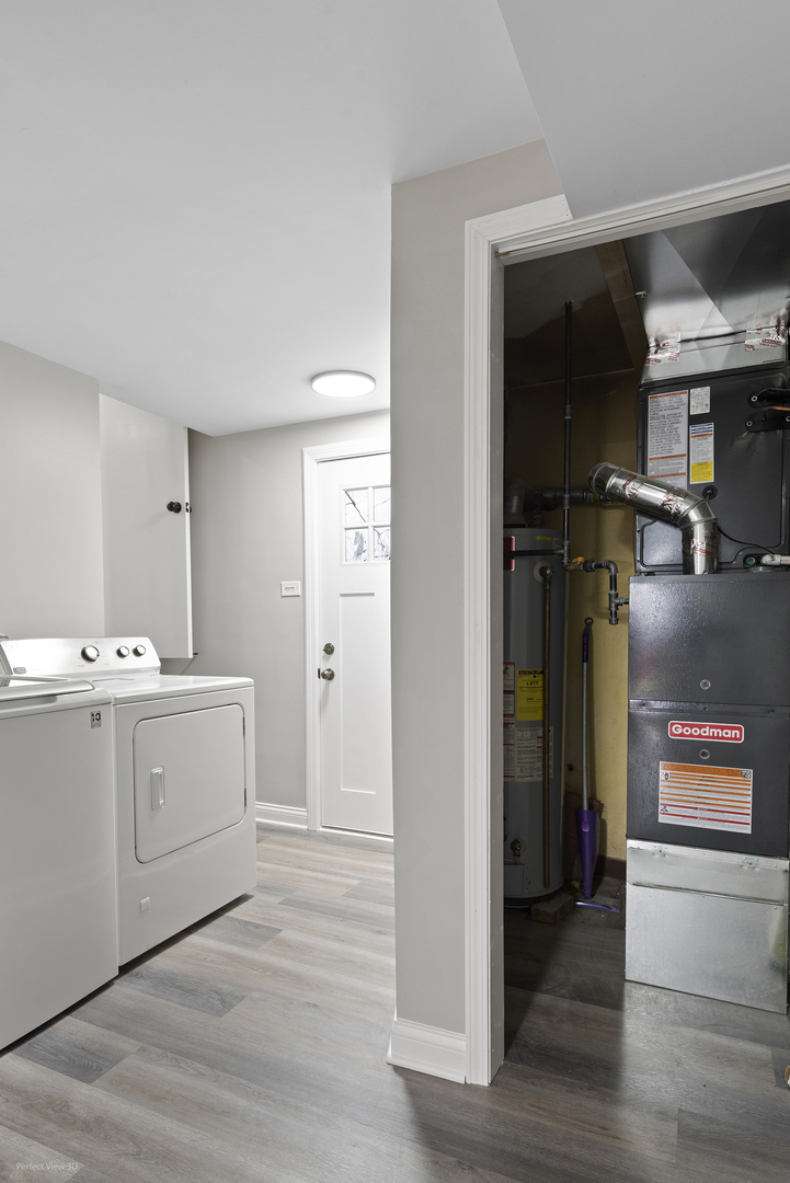 240 E 148th Street, Harvey, IL 60426