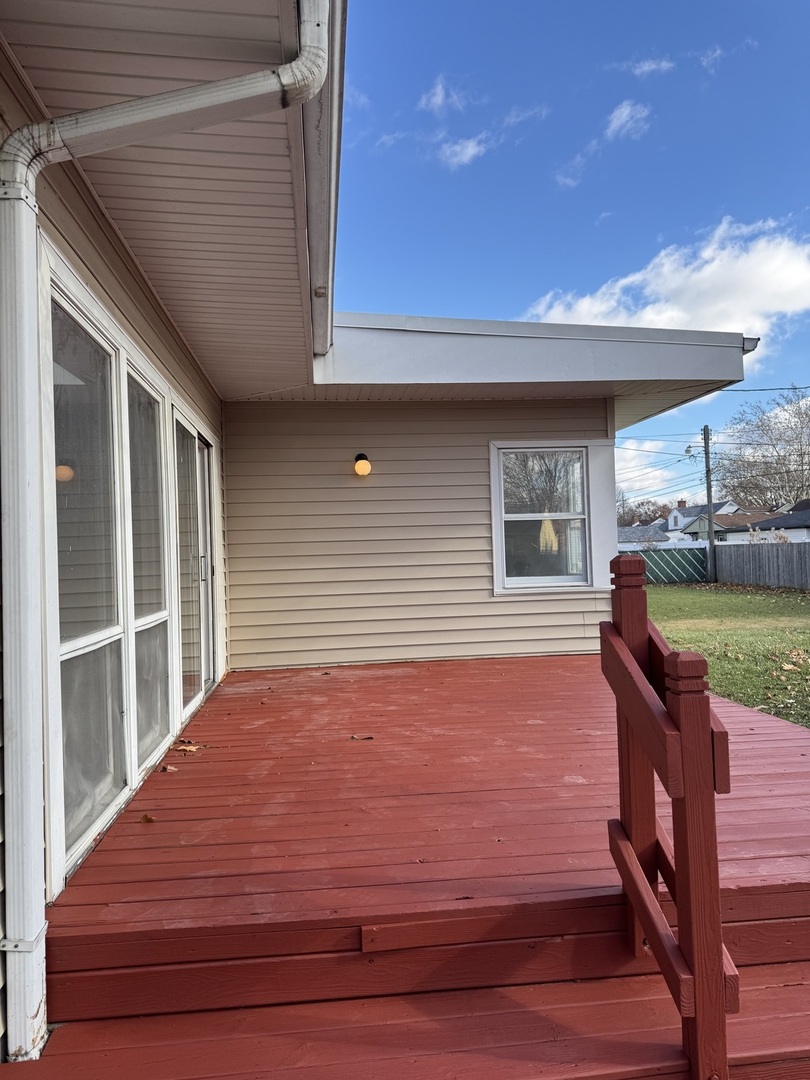 1616 Glenwood Avenue, Joliet, IL 60435