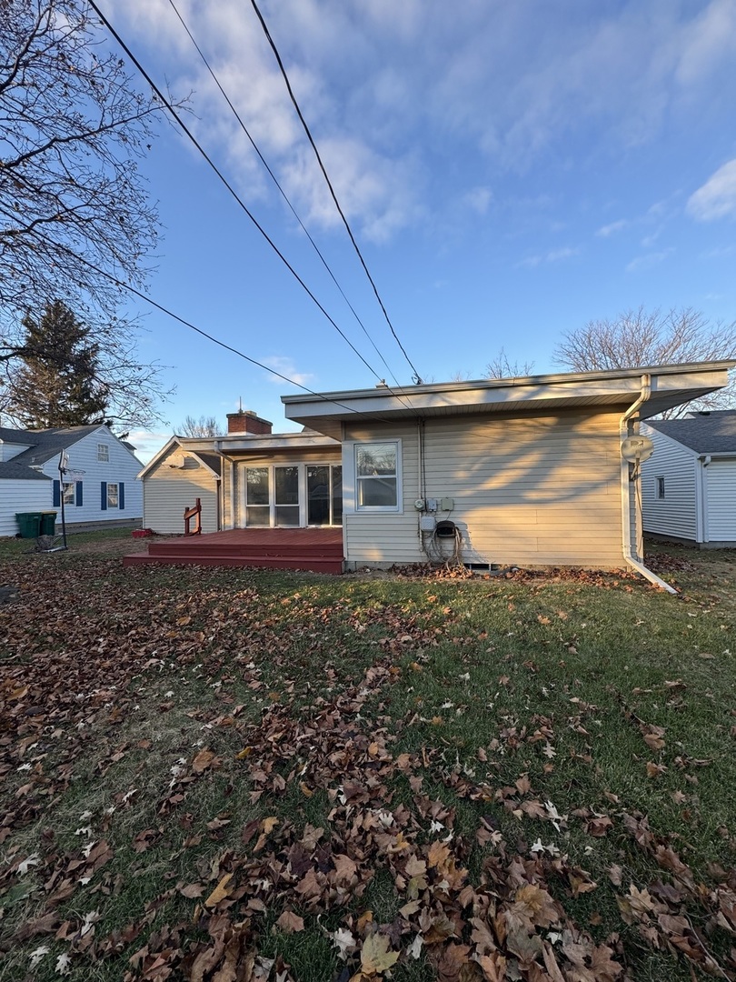 1616 Glenwood Avenue, Joliet, IL 60435