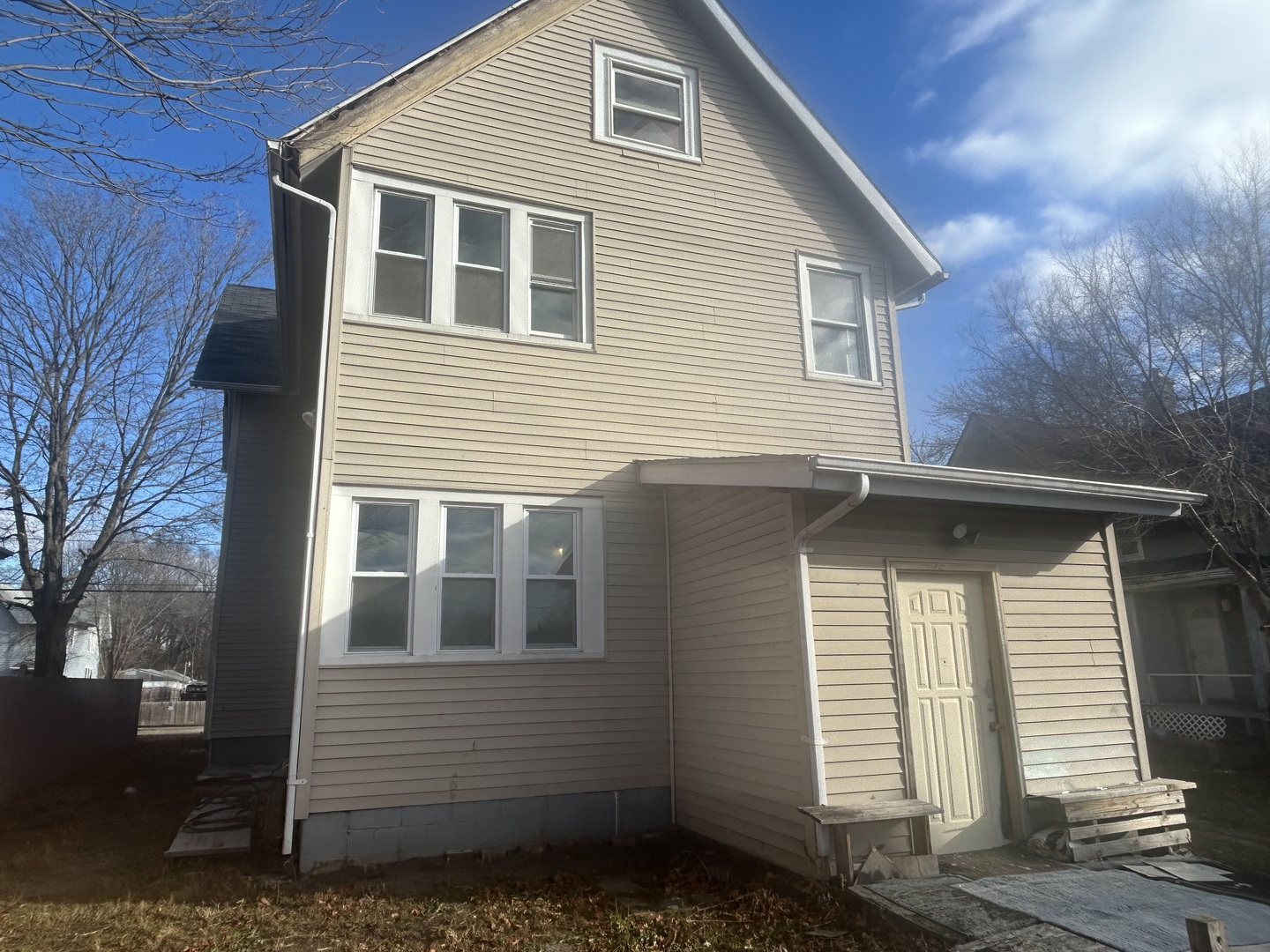 1021 7th Street, Rockford, IL 61104