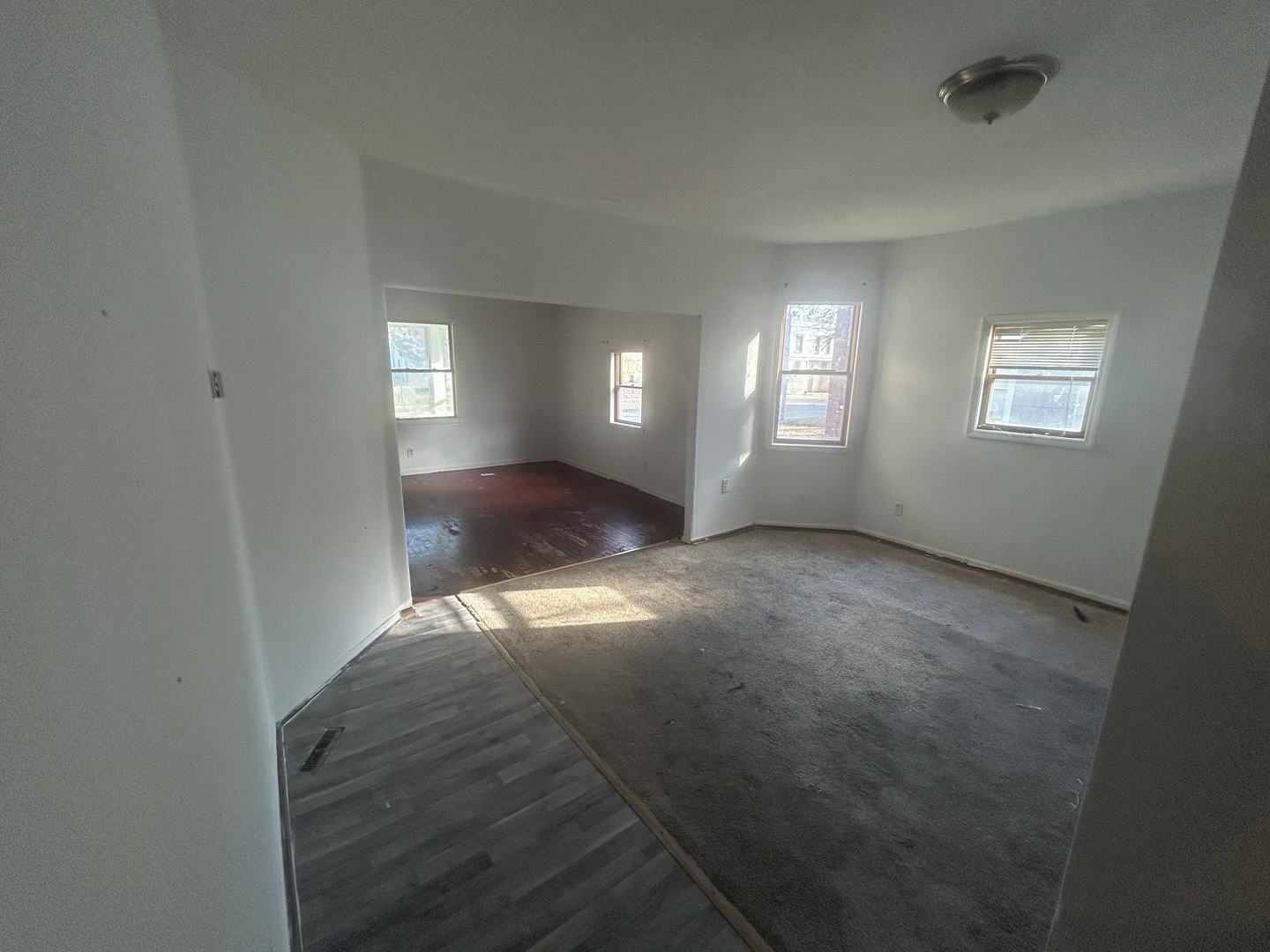 1021 7th Street, Rockford, IL 61104