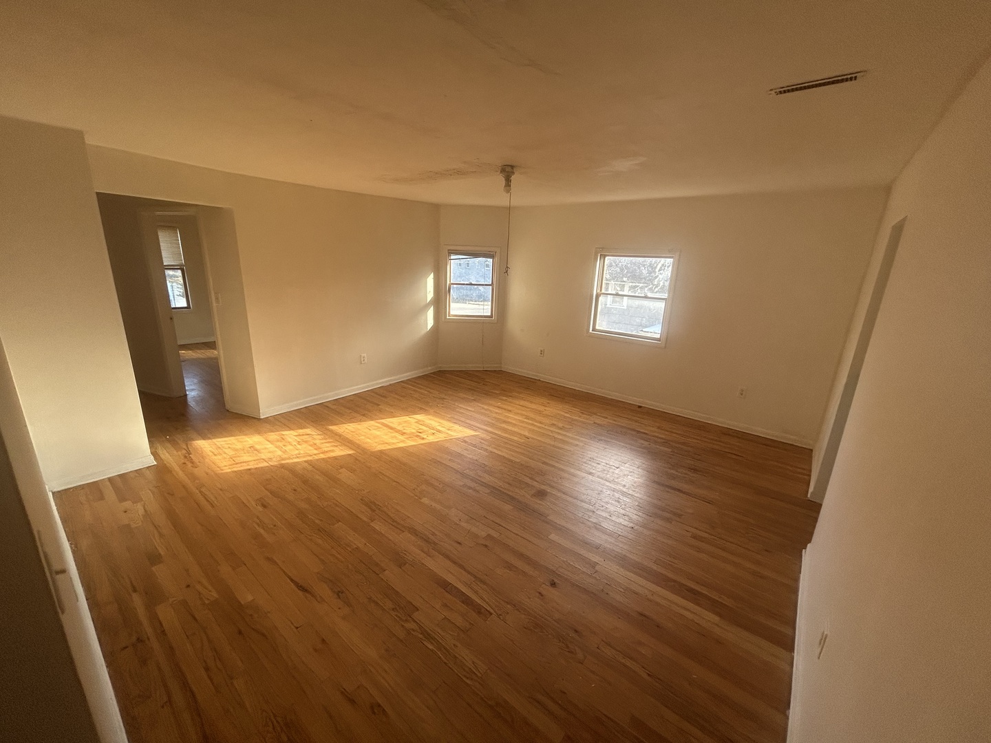 1021 7th Street, Rockford, IL 61104