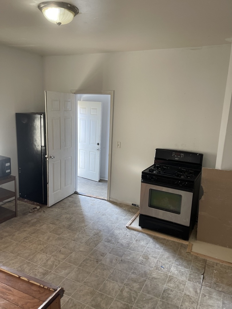 1021 7th Street, Rockford, IL 61104