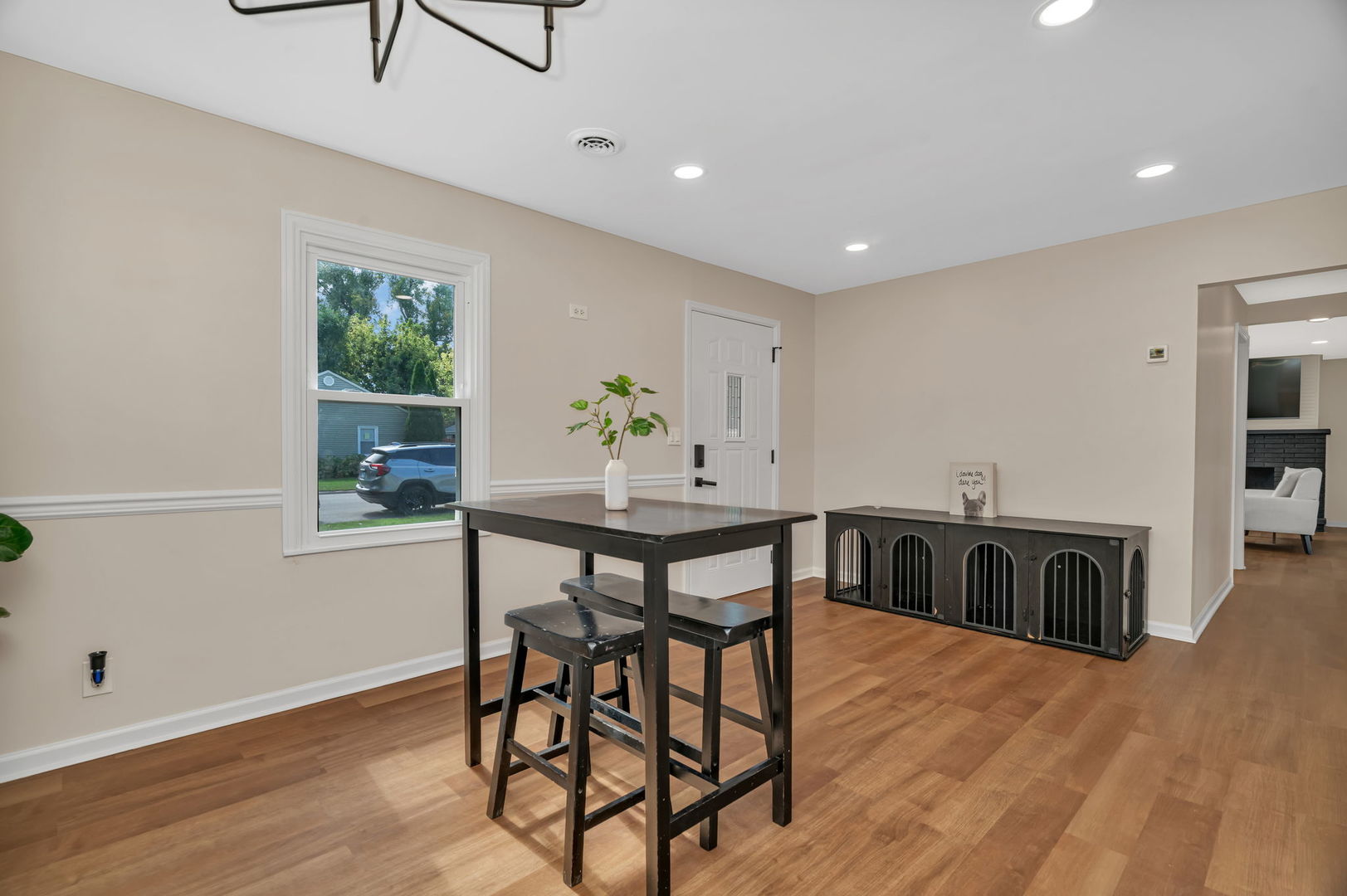 1901 Wilcox Street, Crest Hill, IL 60403