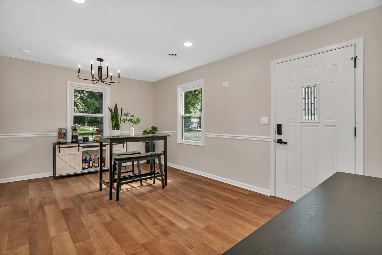 1901 Wilcox Street, Crest Hill, IL 60403