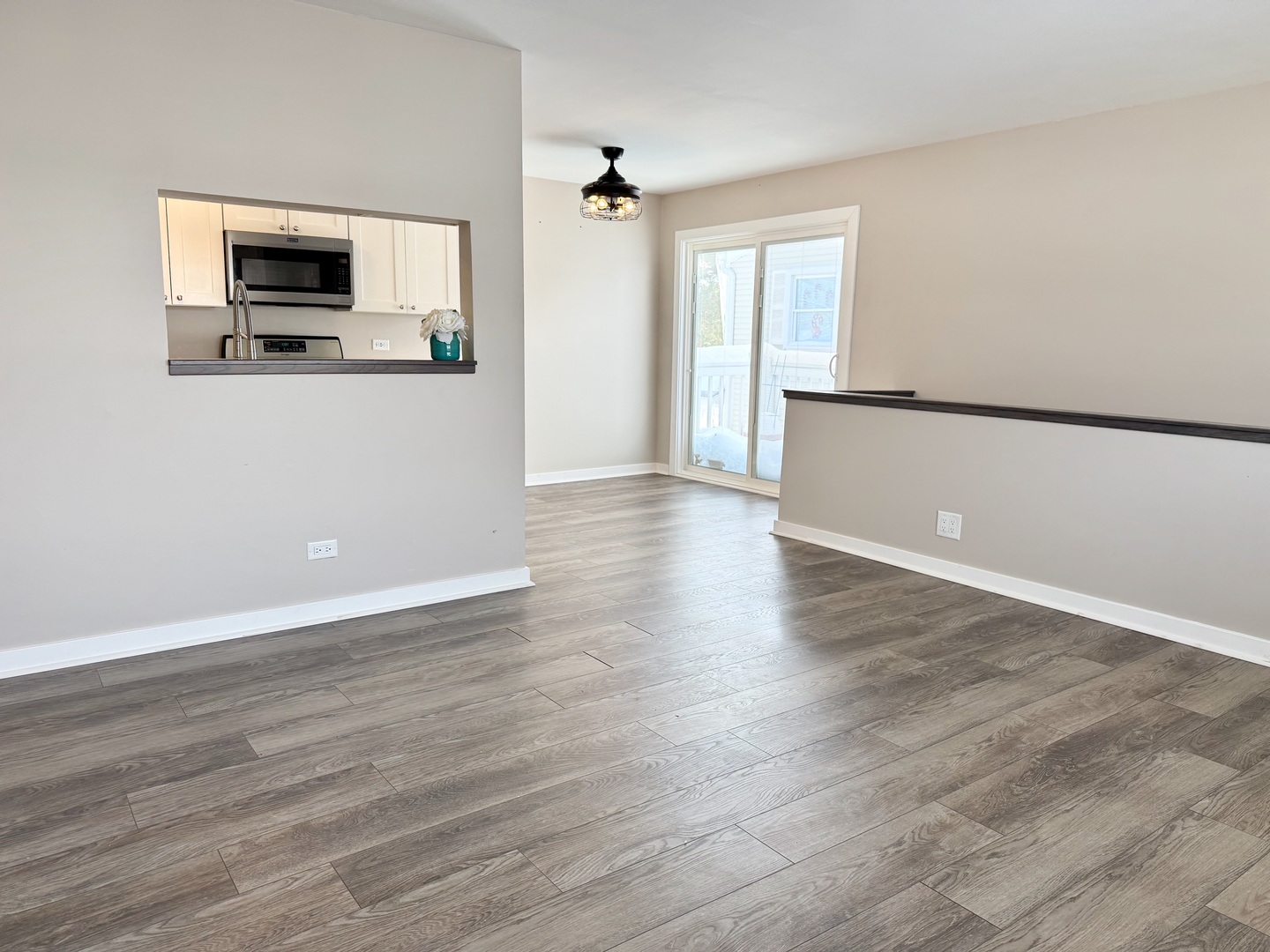 179 Rita Court #D, Bartlett, IL 60103