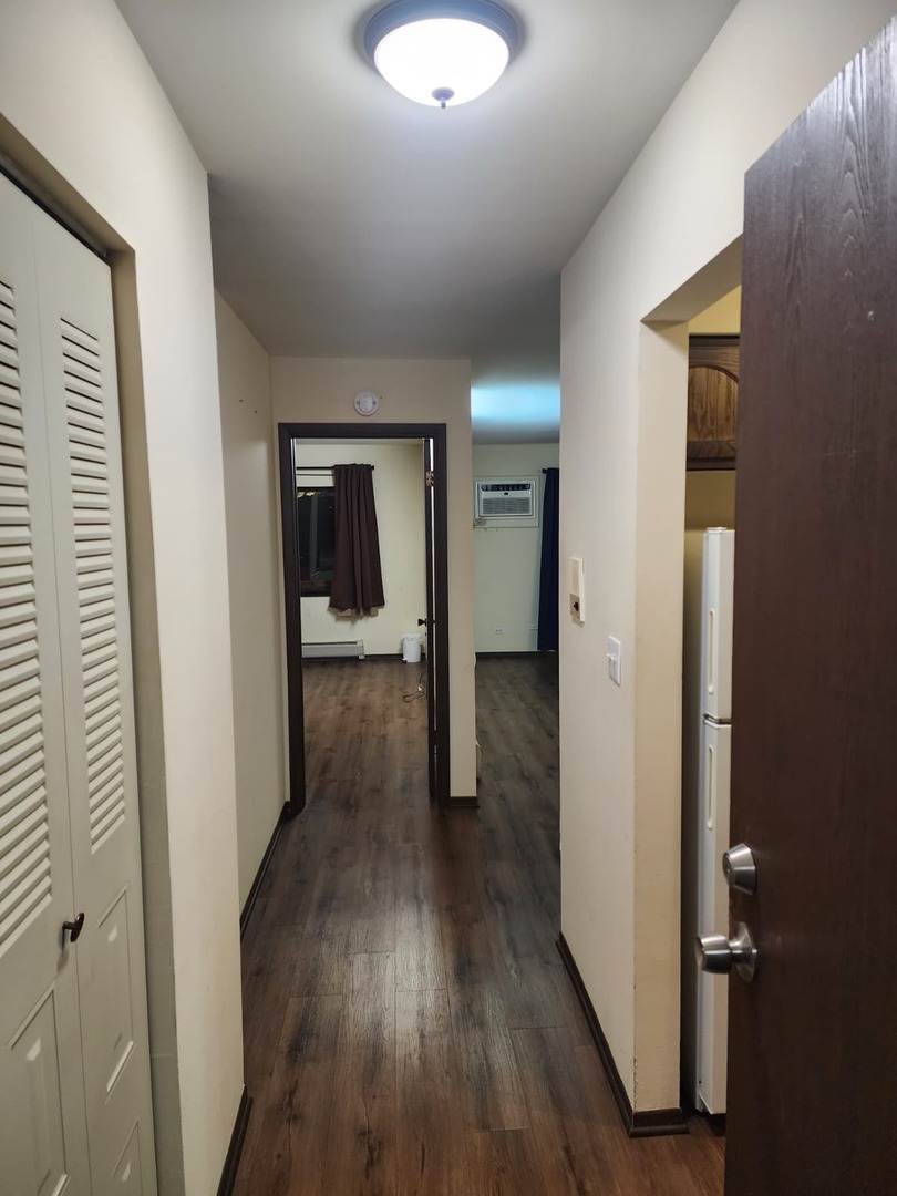 235 N Mill Road #106B, Addison, IL 60101