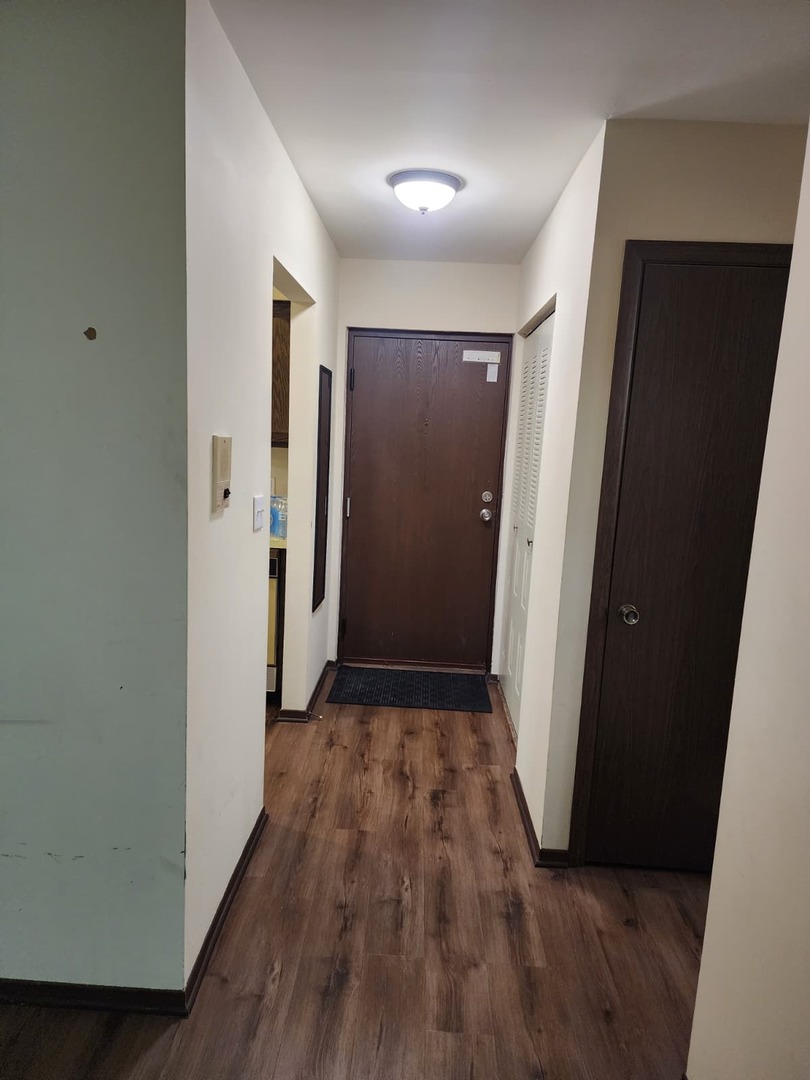 235 N Mill Road #106B, Addison, IL 60101