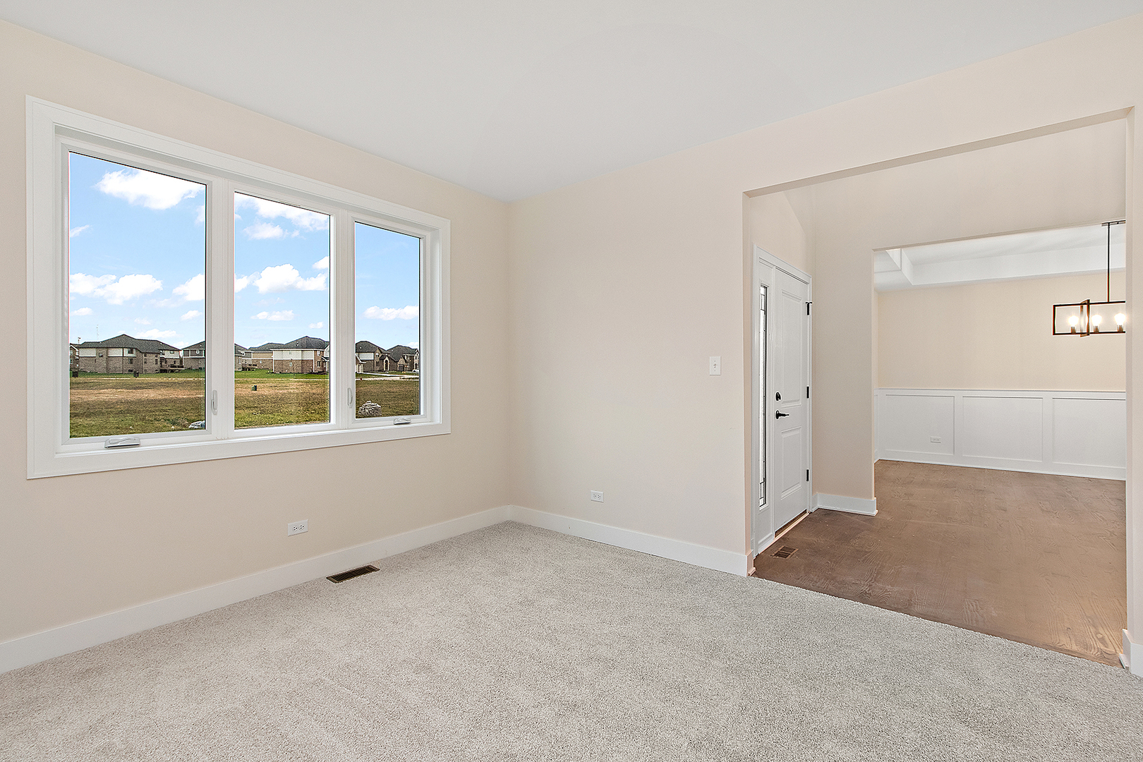 8195 Stanley Trail, Frankfort, IL 60423