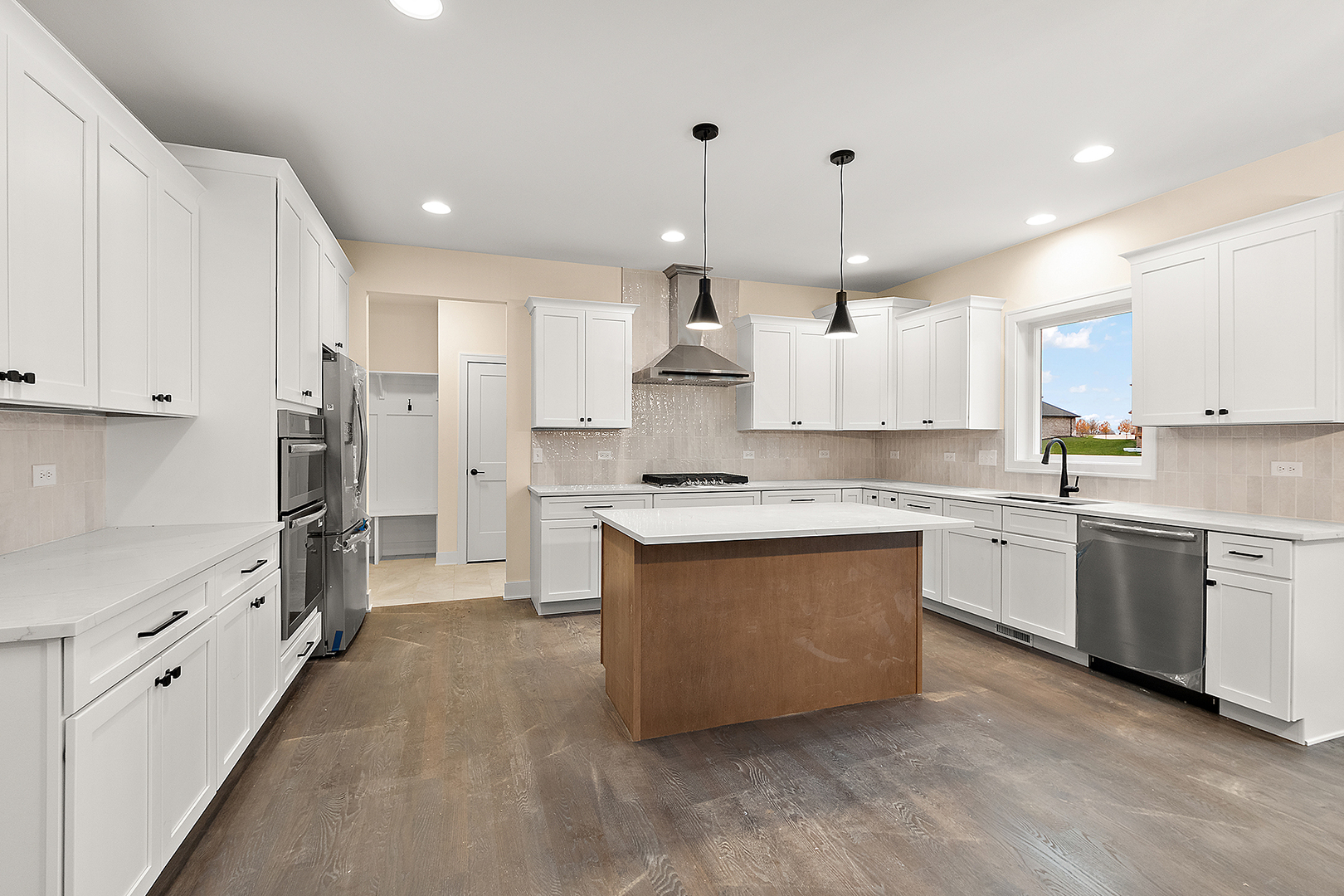 8195 Stanley Trail, Frankfort, IL 60423