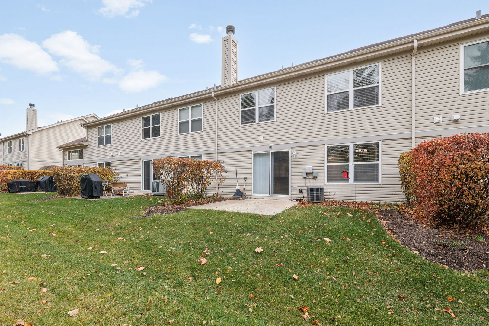 3074 Renard Lane, St. Charles, IL 60175