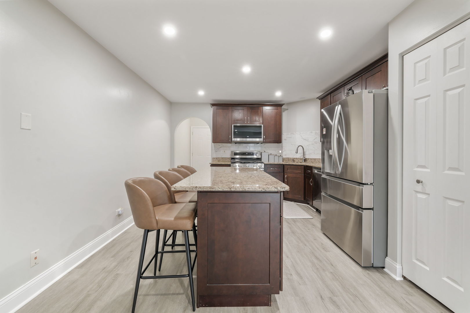 3074 Renard Lane, St. Charles, IL 60175