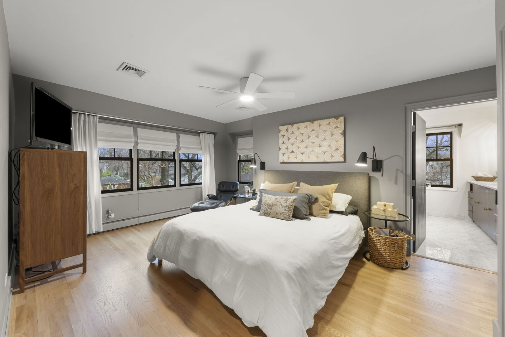 578 Lee Street, Glen Ellyn, IL 60137