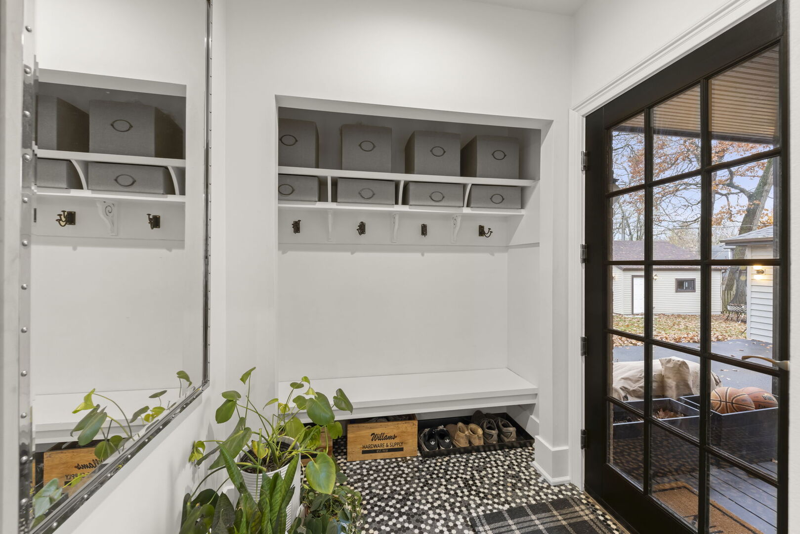 578 Lee Street, Glen Ellyn, IL 60137