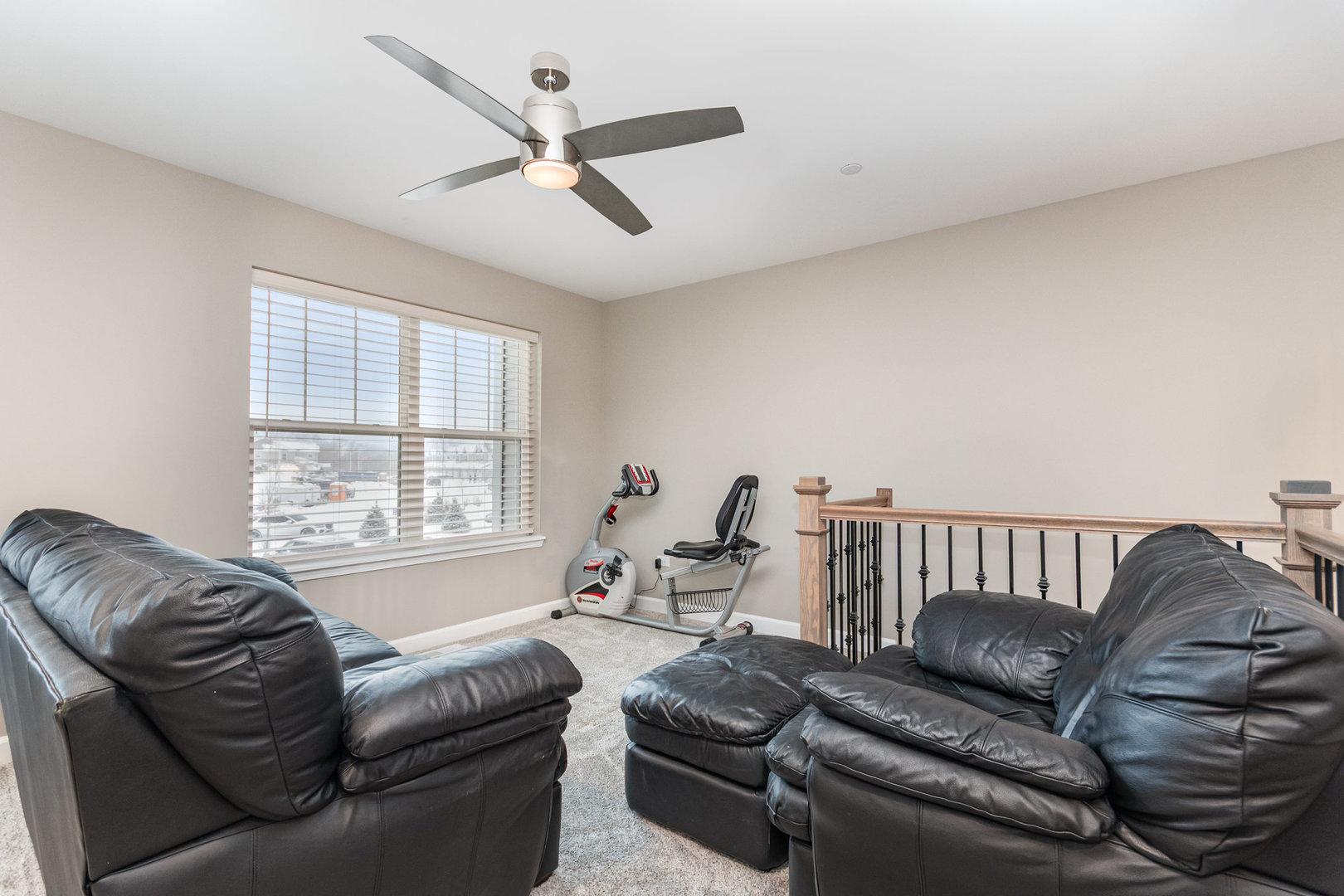 253 Masters Drive, Addison, IL 60101