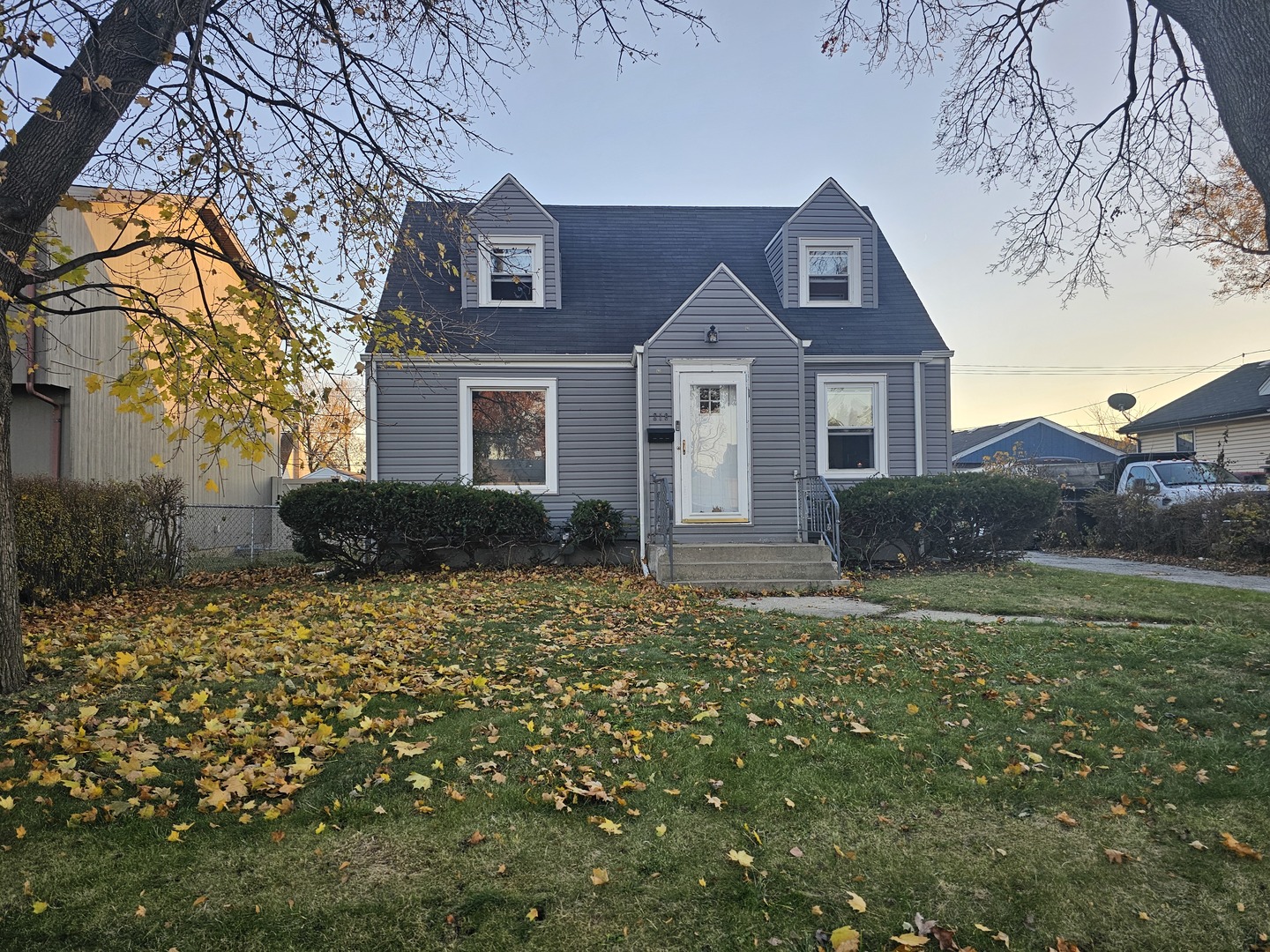 219 Village Drive, Northlake, IL 60164