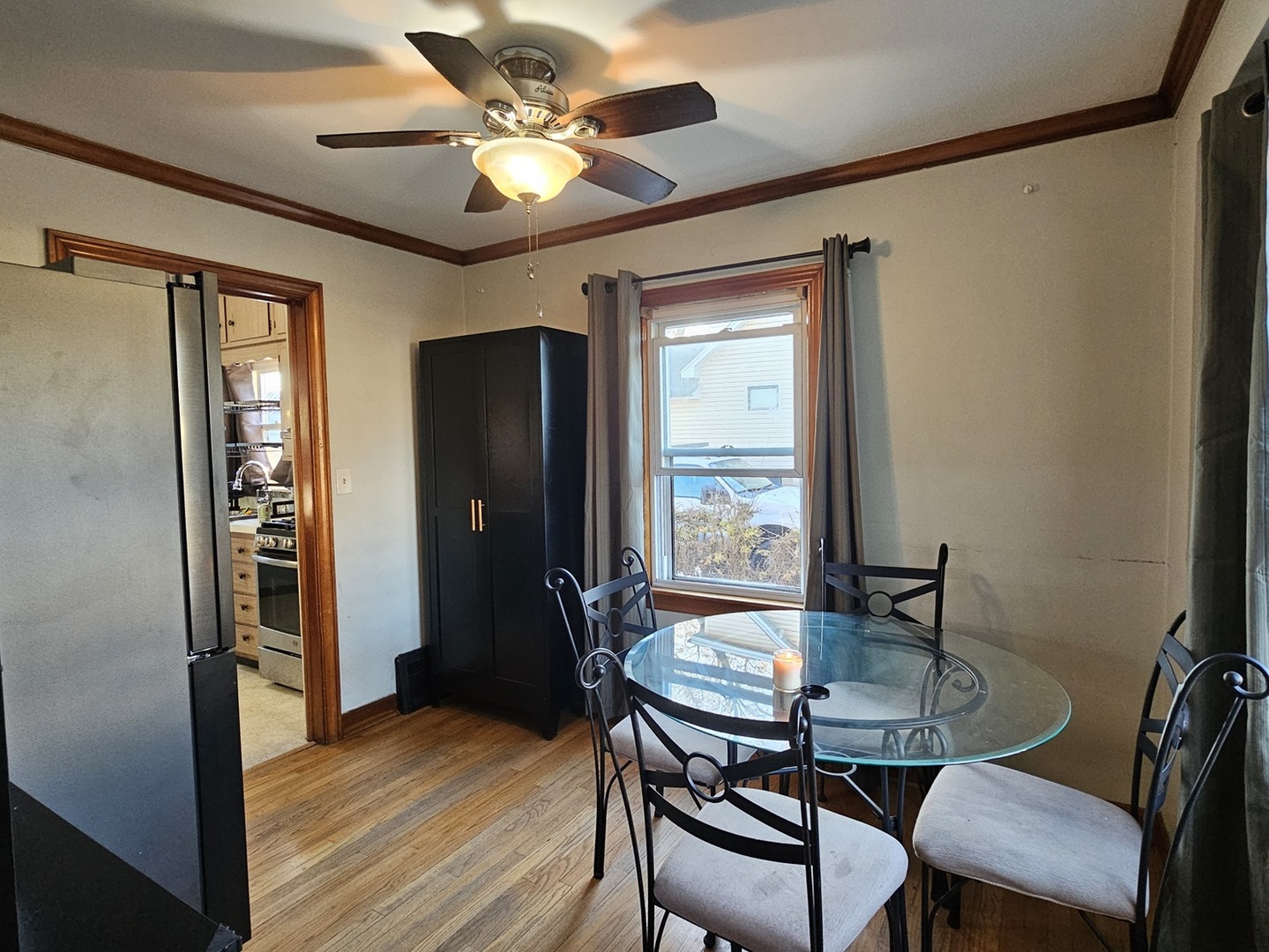 219 Village Drive, Northlake, IL 60164