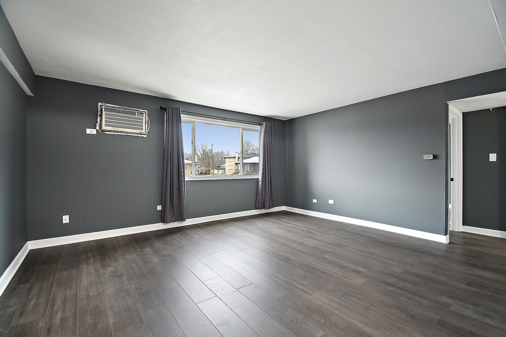 17204 71st Avenue #1, Tinley Park, IL 60477