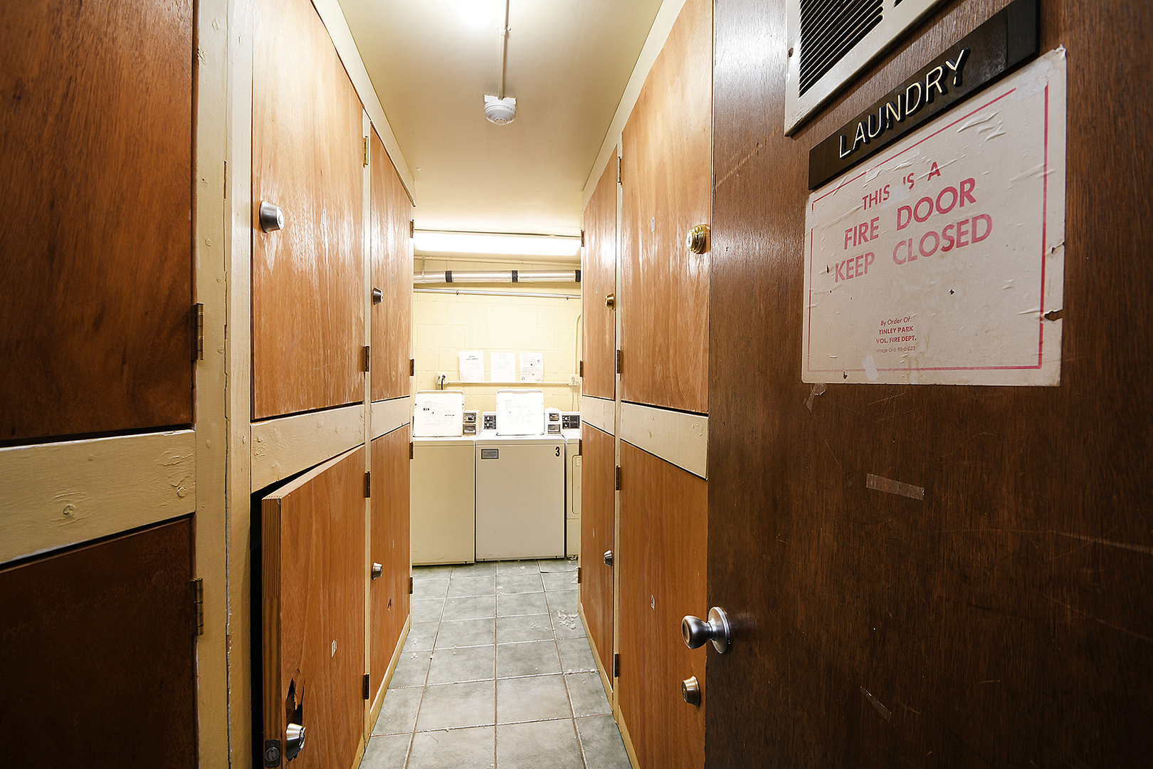 17204 71st Avenue #1, Tinley Park, IL 60477