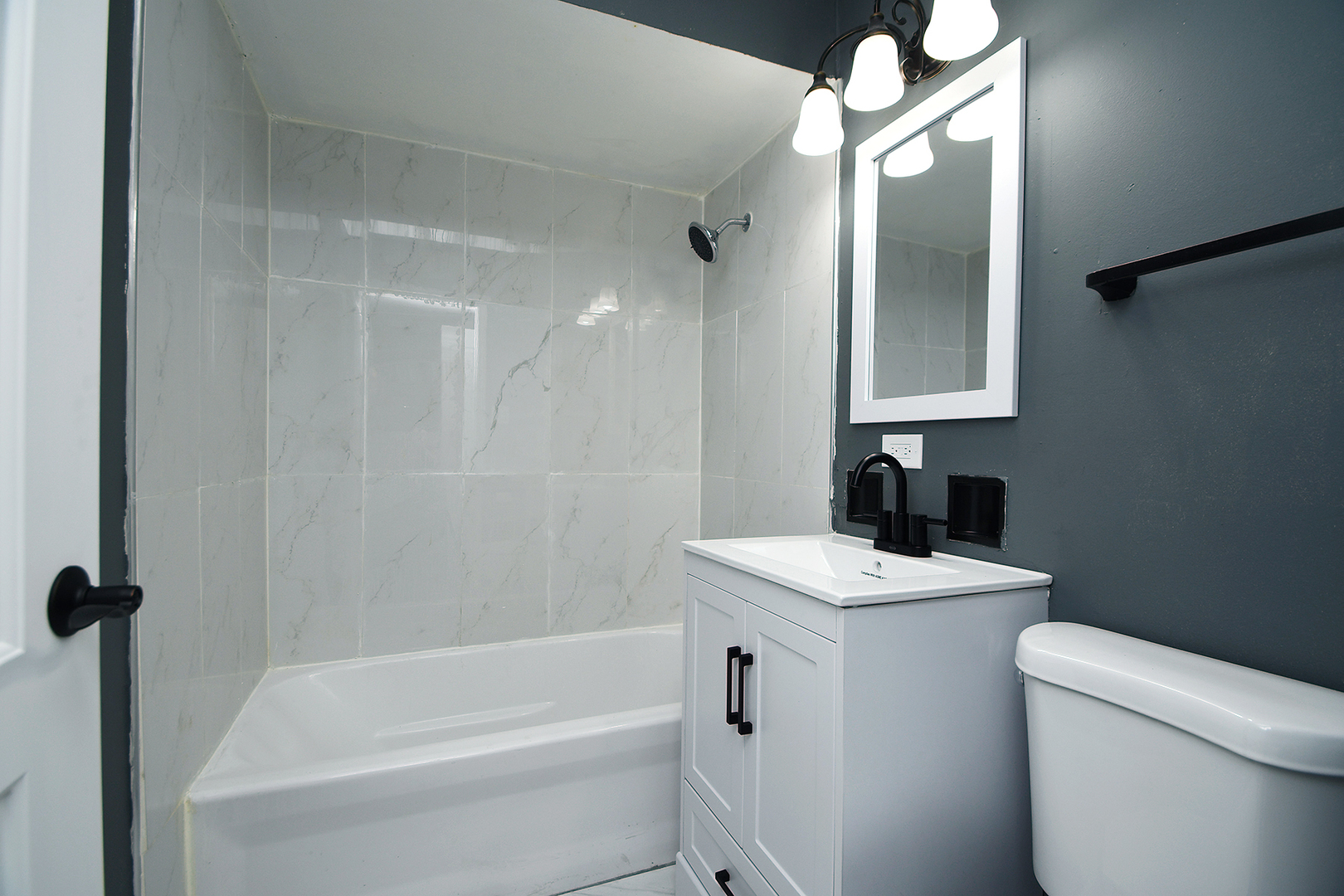 17204 71st Avenue #1, Tinley Park, IL 60477