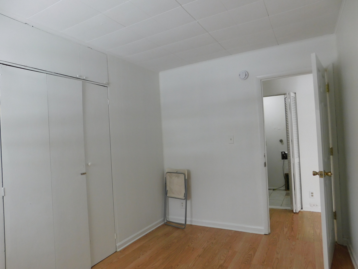 33 Hawthorne Lane, Streamwood, IL 60107