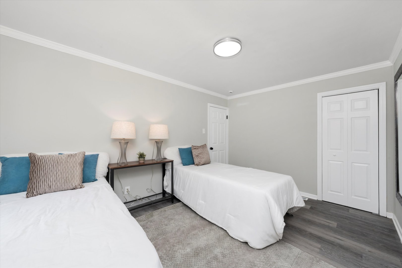 1016 RICHMOND Street, Joliet, IL 60435