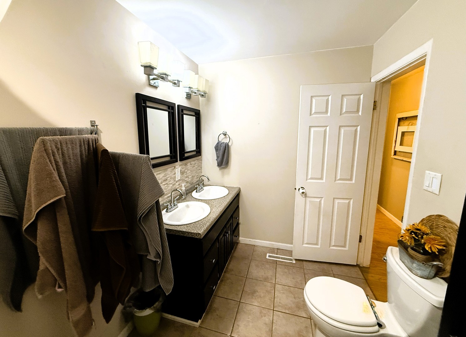 139 Eastview Drive, Normal, IL 61761