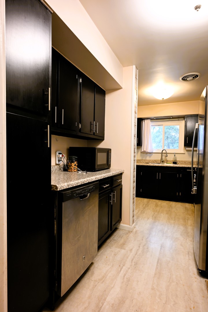 139 Eastview Drive, Normal, IL 61761