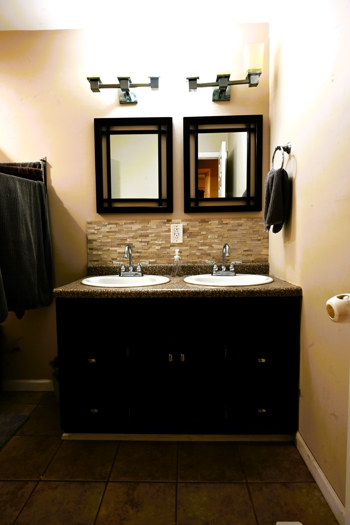 139 Eastview Drive, Normal, IL 61761