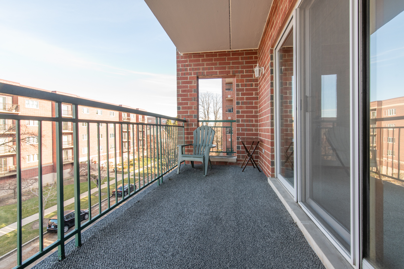 1325 PERRY Street #401, Des Plaines, IL 60016