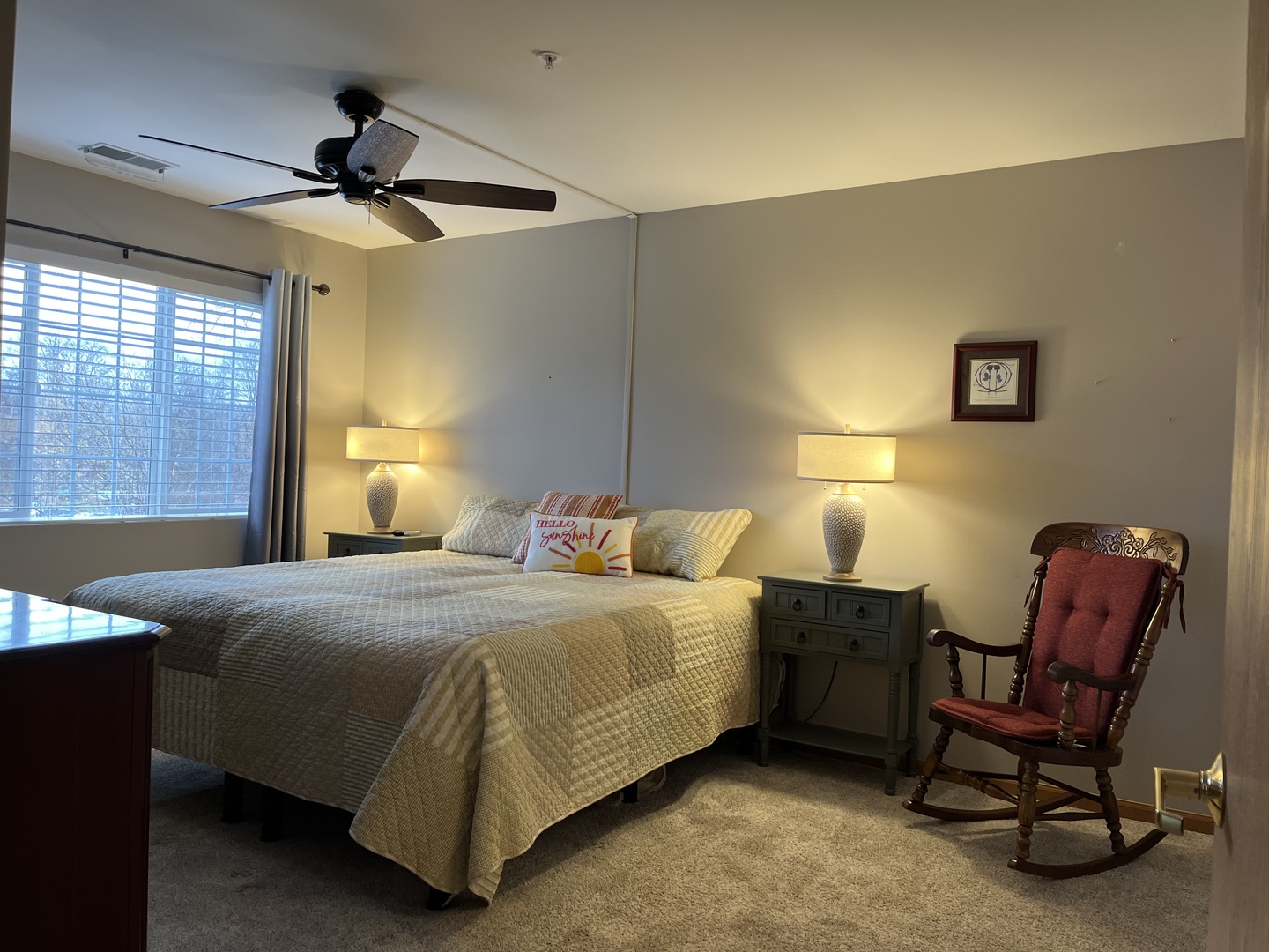 605 Barrington Avenue #216, East Dundee, IL 60118