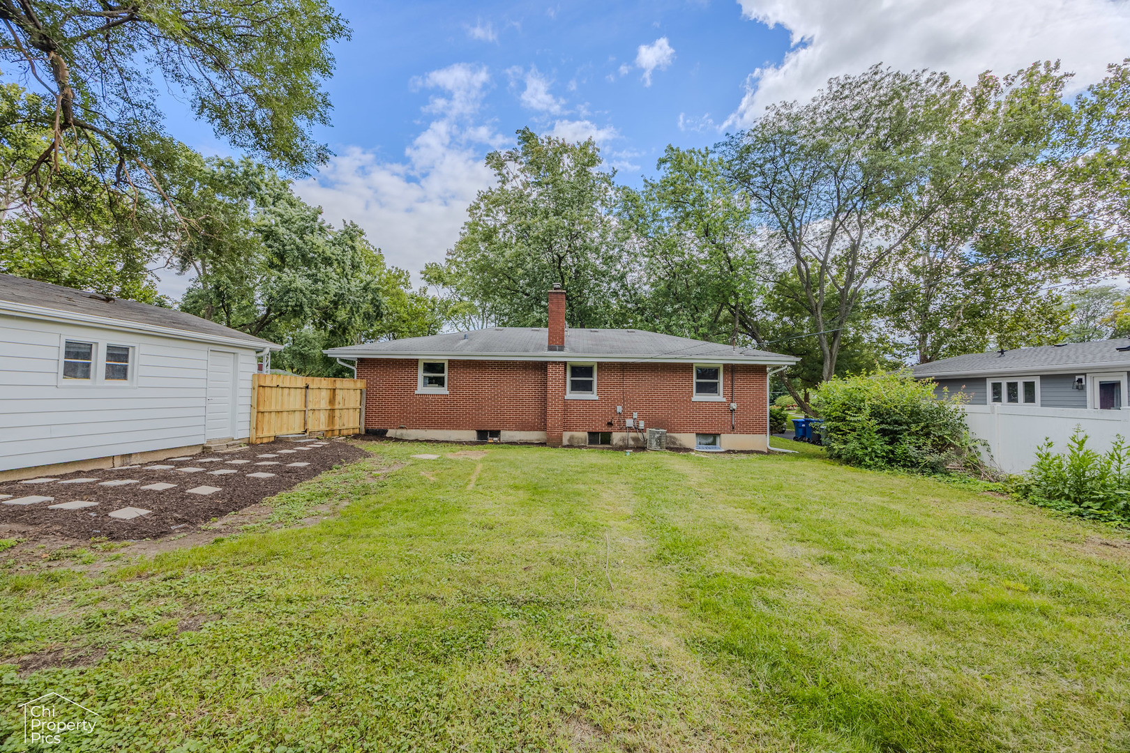 752 Rolling Drive, Lisle, IL 60532