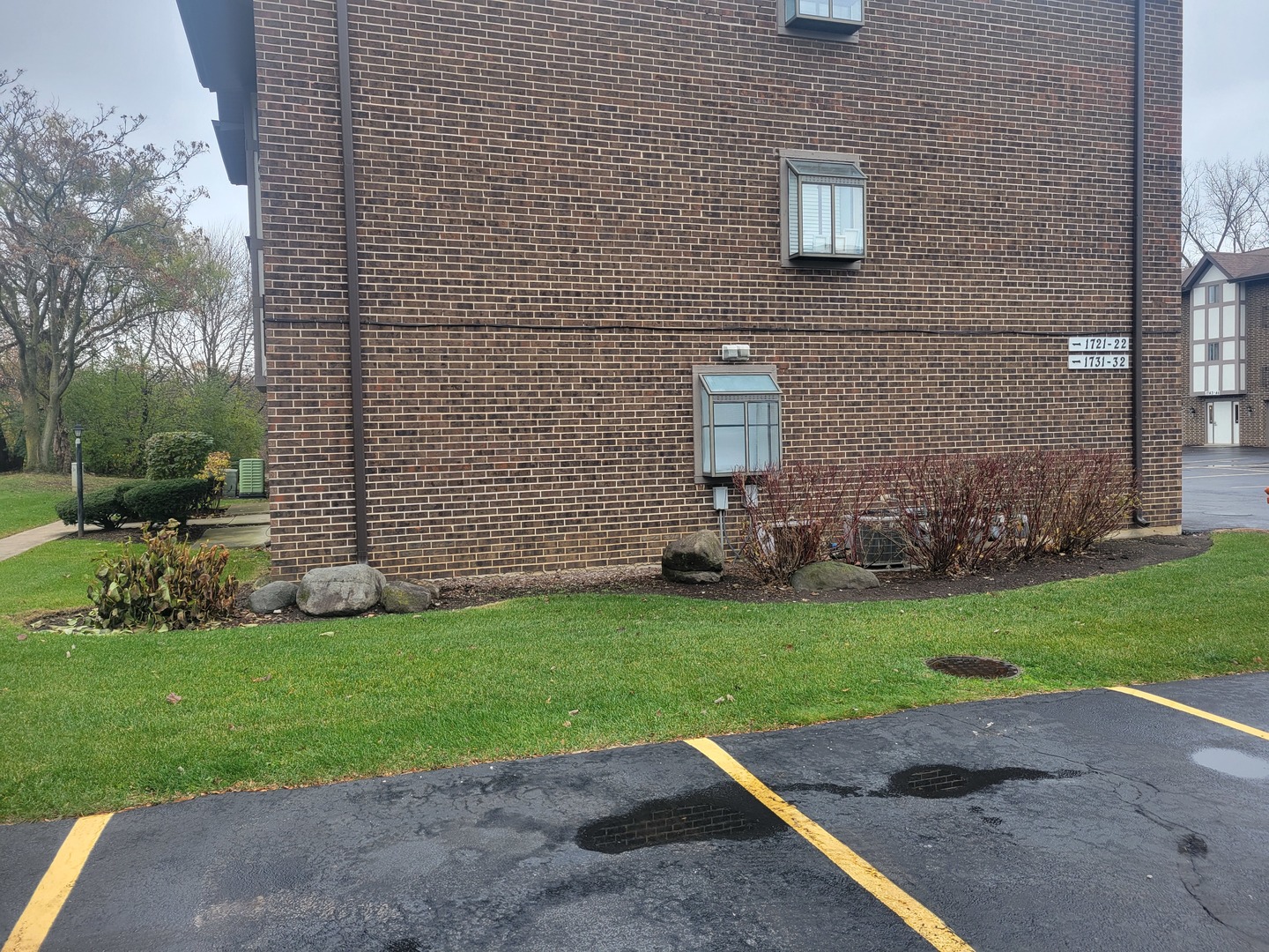 1721 S Washington Street #1721, Naperville, IL 60565