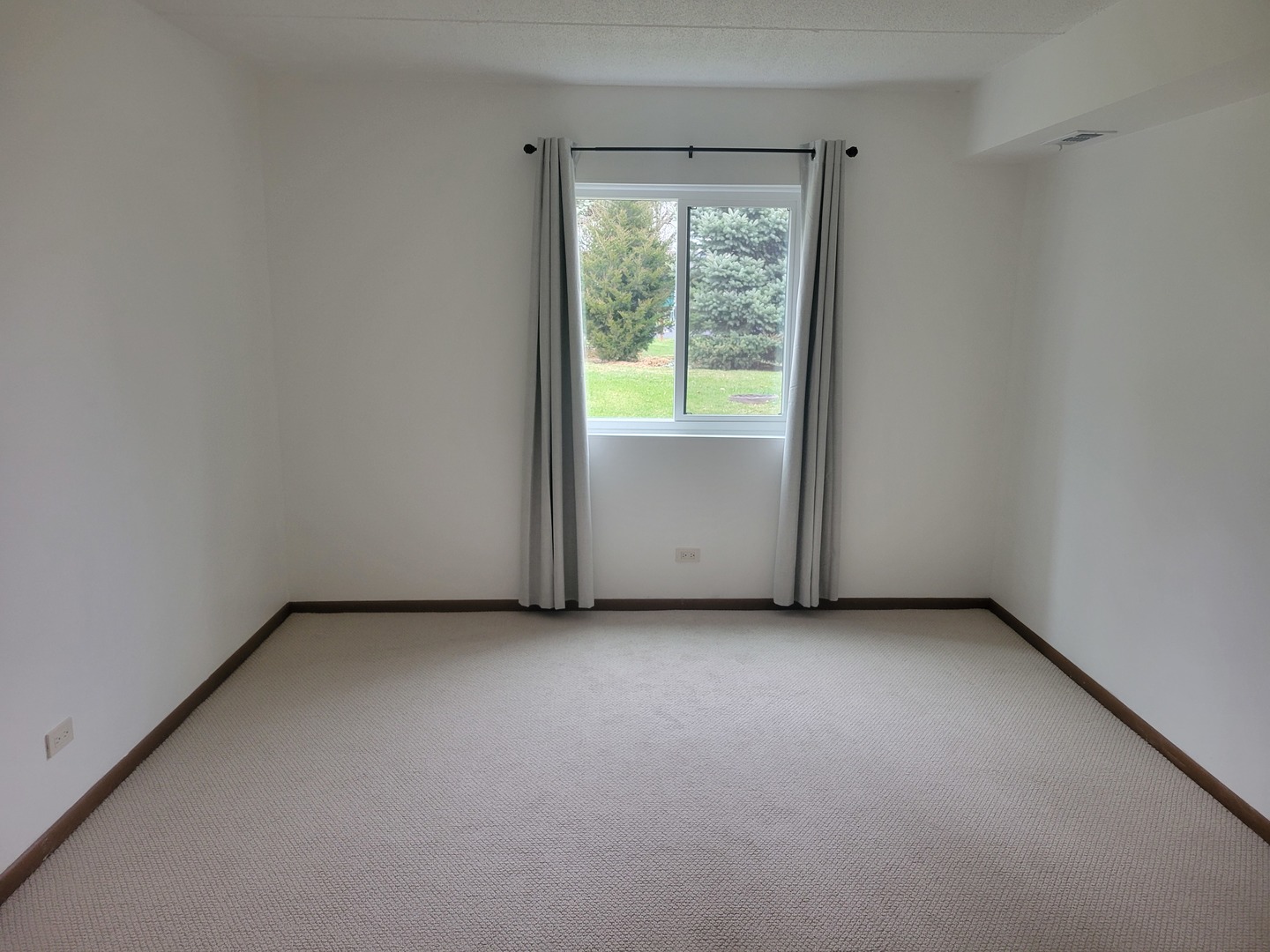 1721 S Washington Street #1721, Naperville, IL 60565