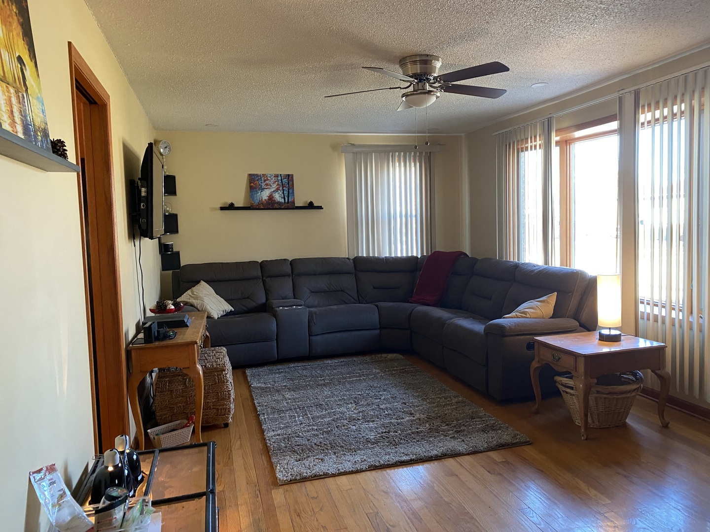 9820 Menard Avenue, Oak Lawn, IL 60453