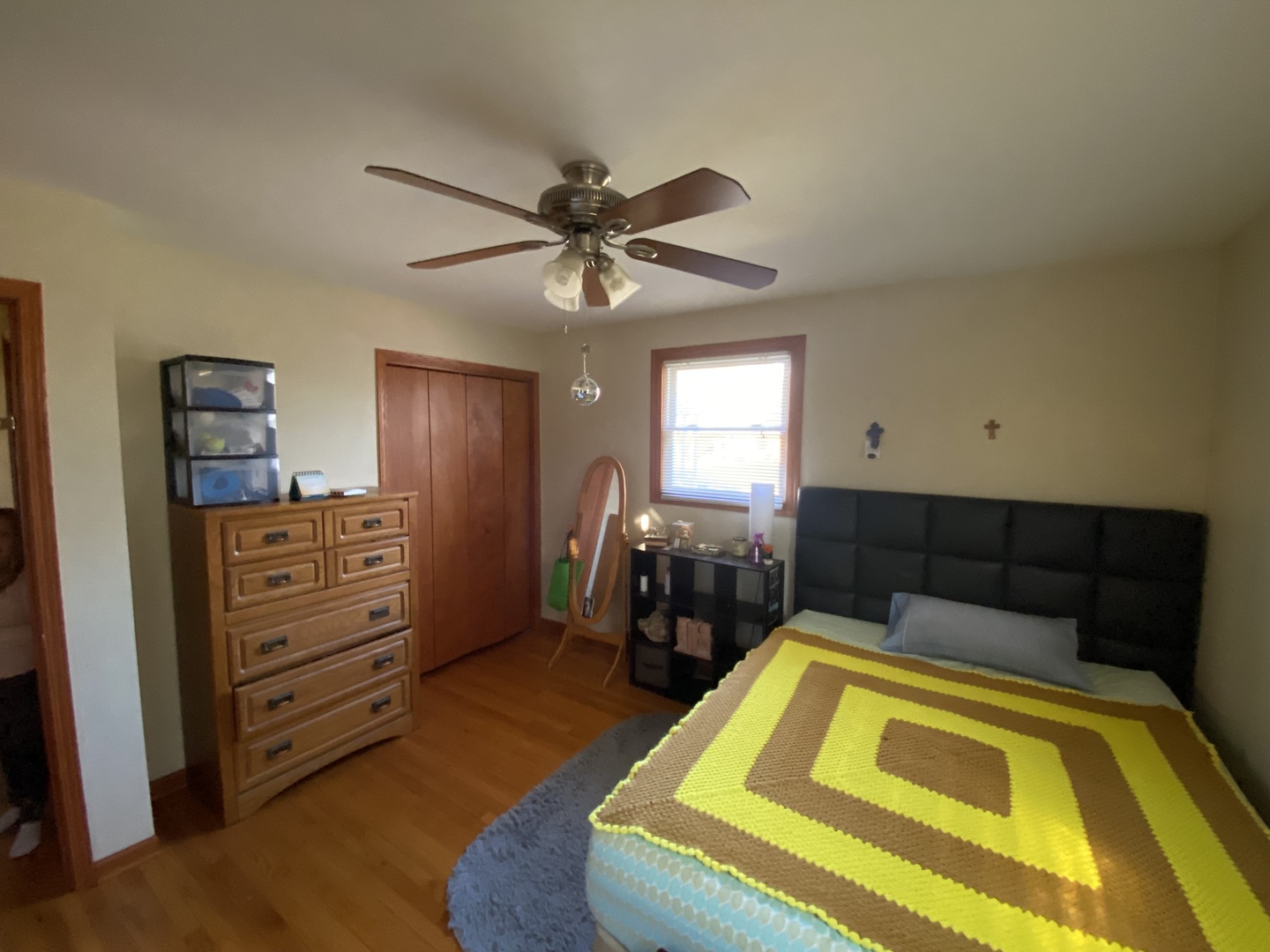 9820 Menard Avenue, Oak Lawn, IL 60453