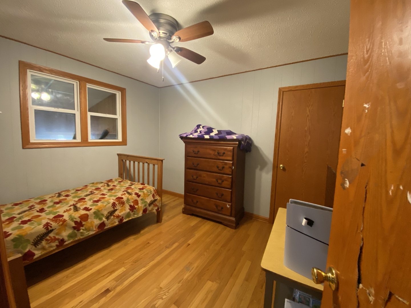 9820 Menard Avenue, Oak Lawn, IL 60453