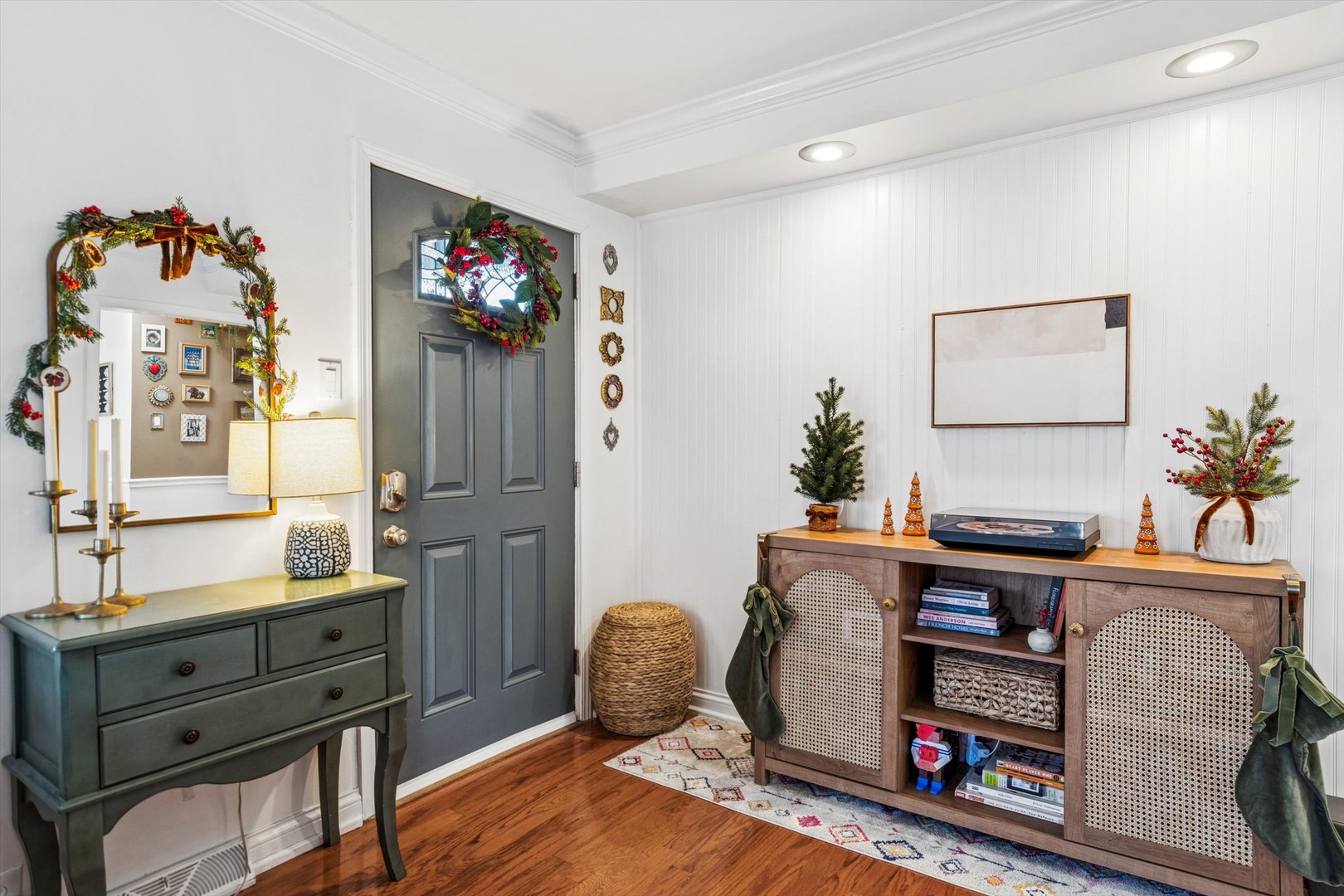 201 67th Street, Darien, IL 60561