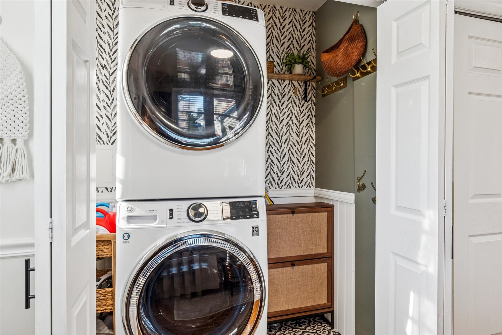 201 67th Street, Darien, IL 60561