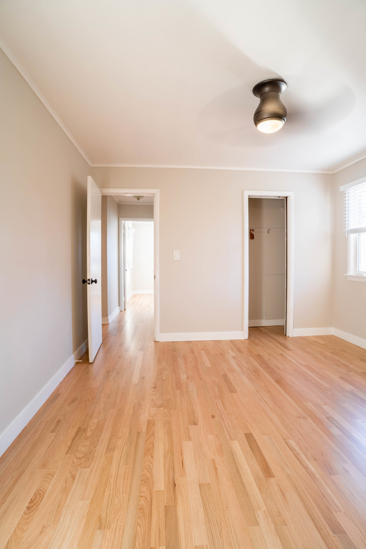 1392 W 52nd Place, La Grange Highlands, IL 60525