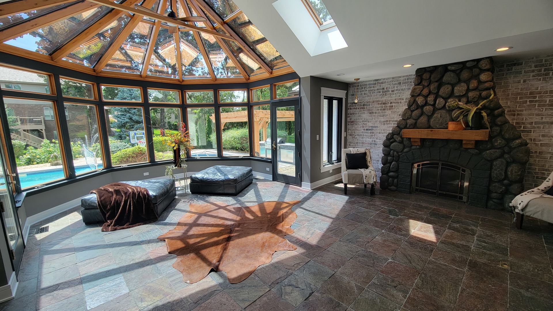 2221 Donegal Drive, Darien, IL 60561