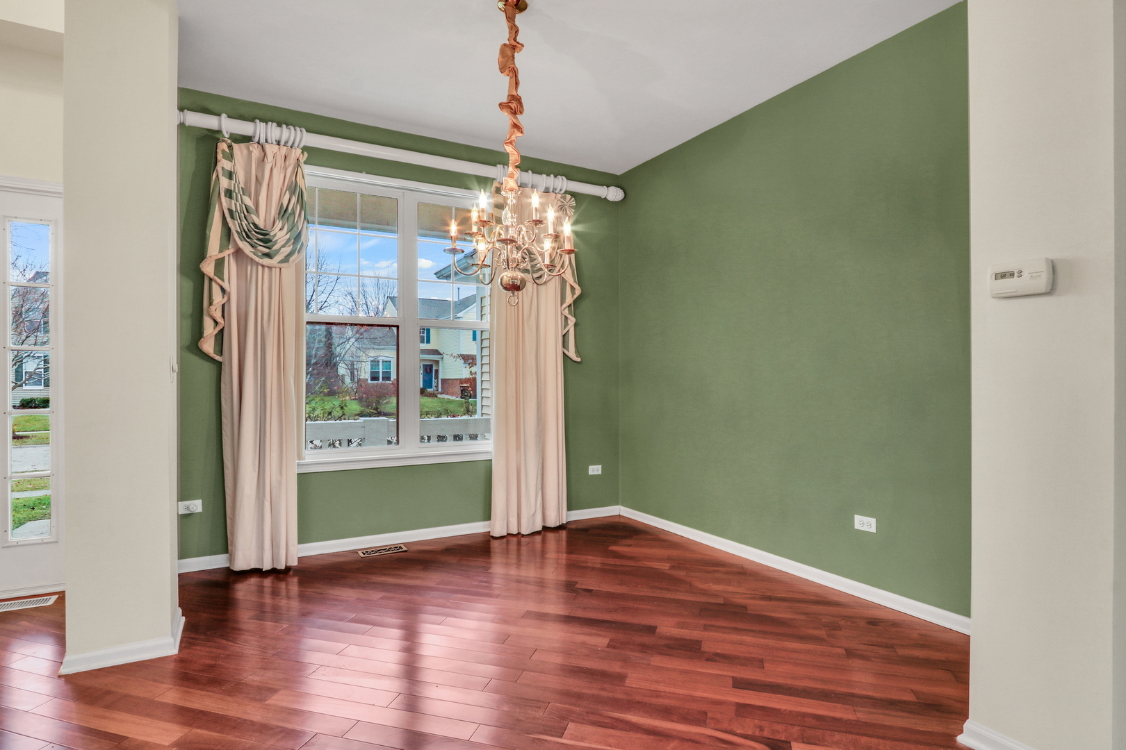 1948 Lily Lane, Round Lake, IL 60073