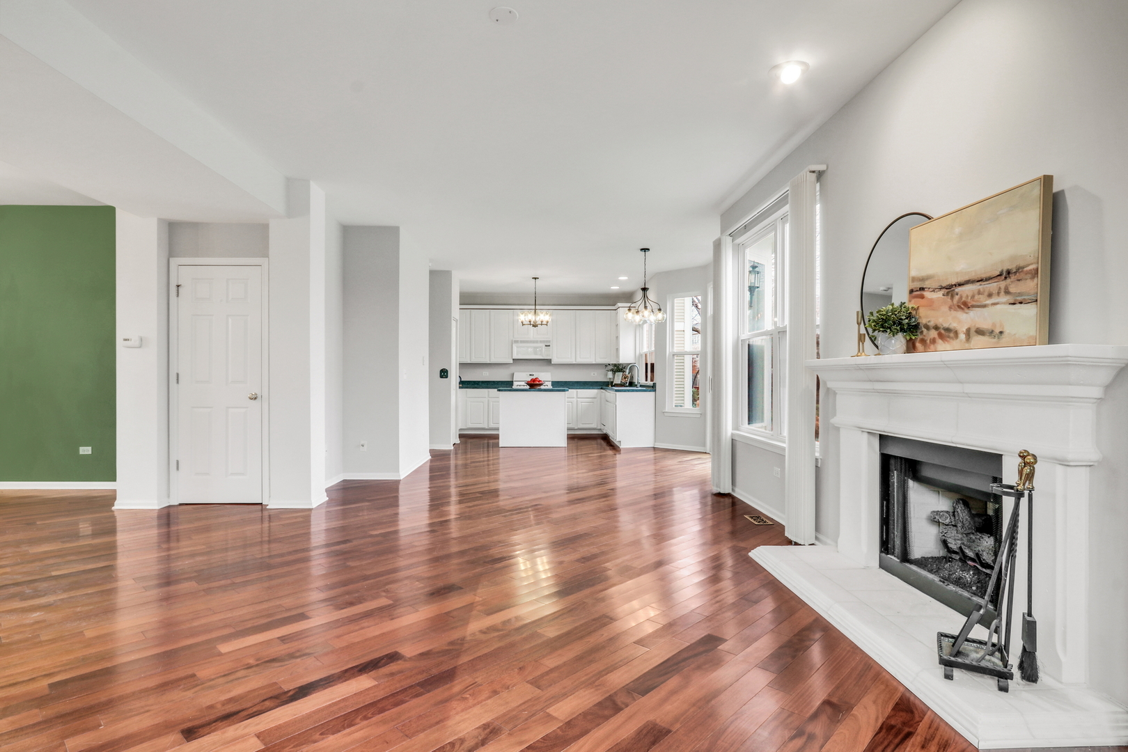 1948 Lily Lane, Round Lake, IL 60073