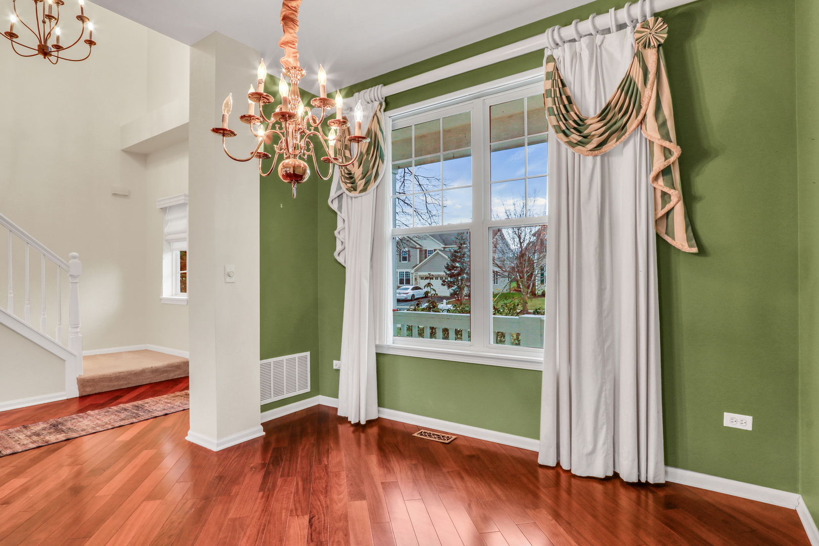 1948 Lily Lane, Round Lake, IL 60073