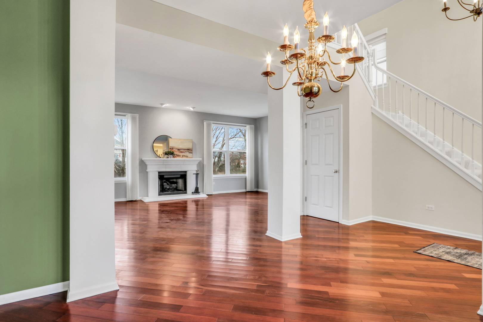 1948 Lily Lane, Round Lake, IL 60073